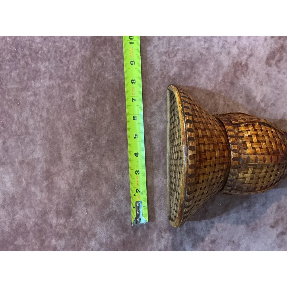 Vintage Faux Woven Basketweave Wall Pocket Planter Sconce Brown Resin Decor
